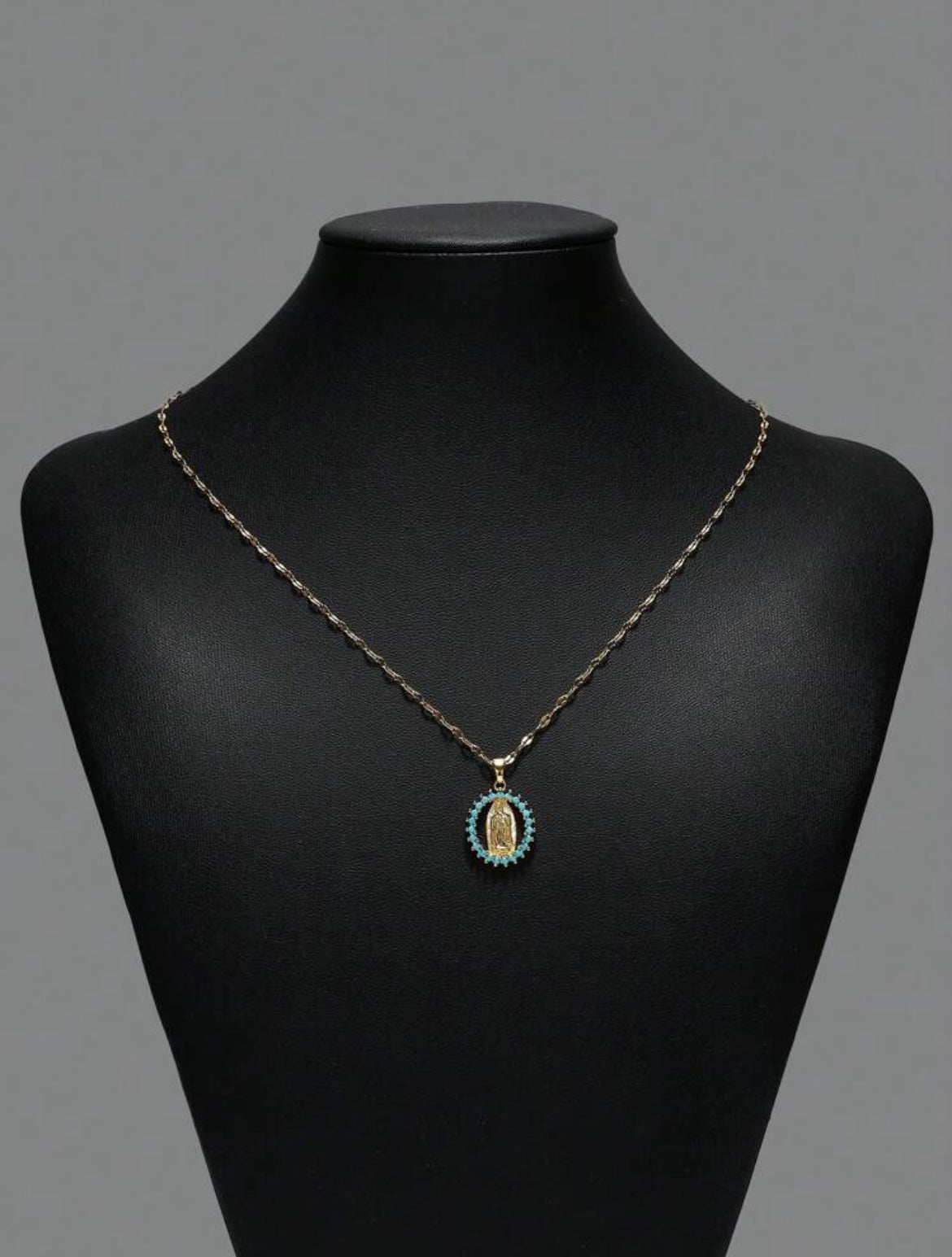 Collar La Virgen